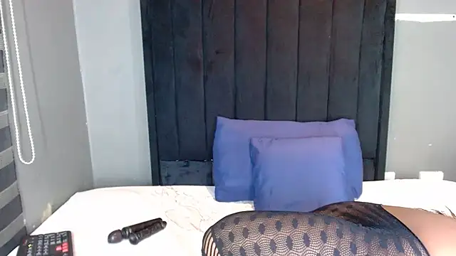 BigbootyliciousXXX online show from November 27, 10:45 pm