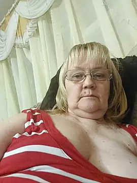 Violet5364 online show from February 28, 9:14 pm