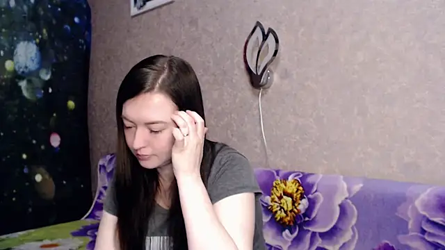 babysue89 online show from April 24, 4:37 am