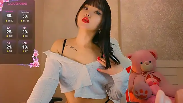 Demonic Angel  online show from June 16, 4:30 pm