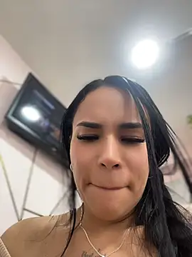 Naatalia online show from July 11, 9:59 pm