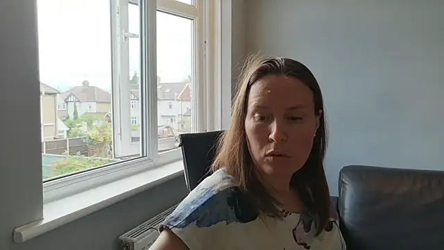 eatmypie69 online show from June 30, 10:15 am
