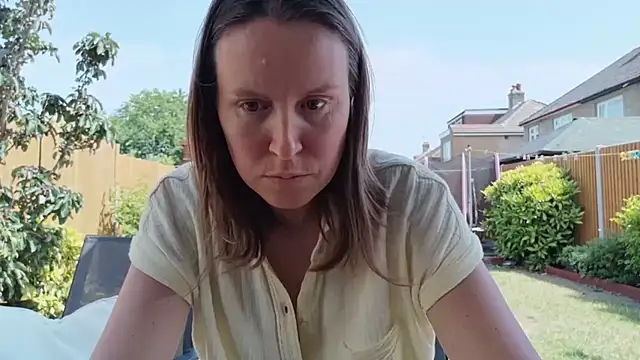 eatmypie69 online show from May 28, 11:08 am