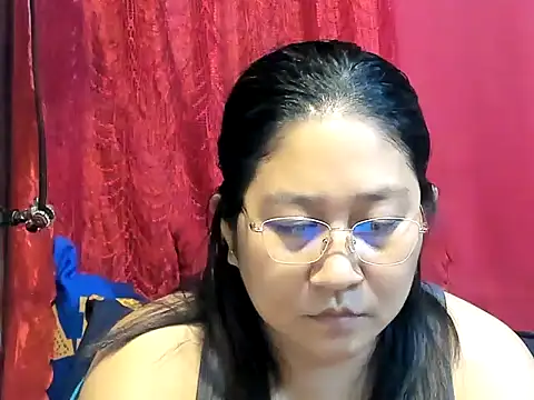 hotchubby88 online show from May 7, 10:52 am