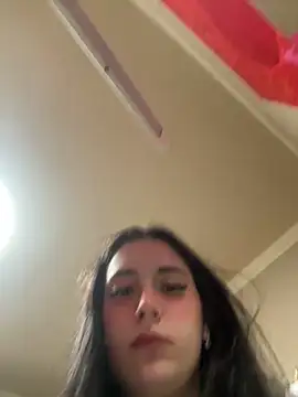 sexymelli18 online show from March 27, 6:19 pm