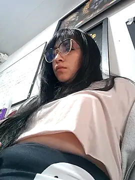 Arielle lov online show from October 19, 11:12 am