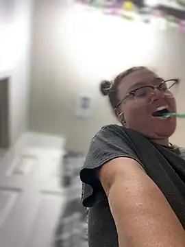 HTXBELLE online show from March 14, 1:39 am