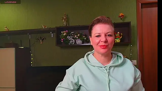 VeronikawGold online show from April 15, 10:32 pm