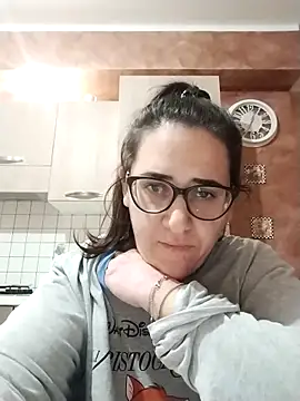 Dolcecurvy online show from February 2, 11:37 pm