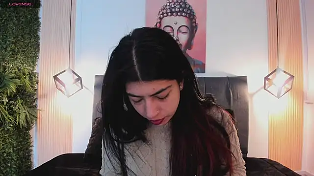 Cassie bloom online show from December 15, 8:14 pm