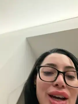 Mia Splash online show from April 16, 5:23 pm