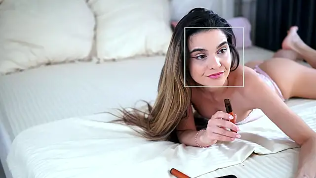 RobertaRosetti online show from March 8, 2:54 pm