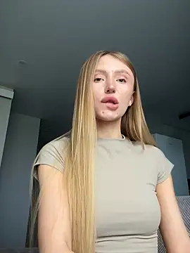 EvaBrooklyn online show from May 14, 10:54 am