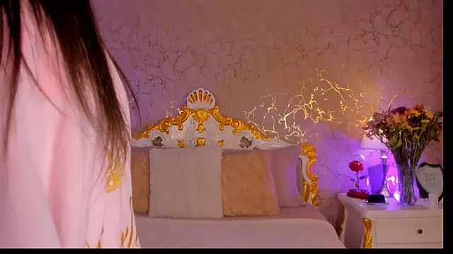 ScarlettWallace online show from March 12, 10:12 pm