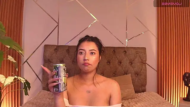 i sabella 25 online show from March 21, 7:46 am