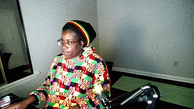 lovelyenigma365 online show from February 6, 11:52 pm