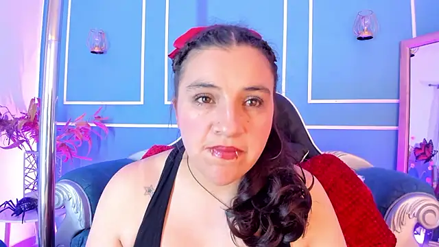 TaraTaylorr online show from March 24, 9:14 am