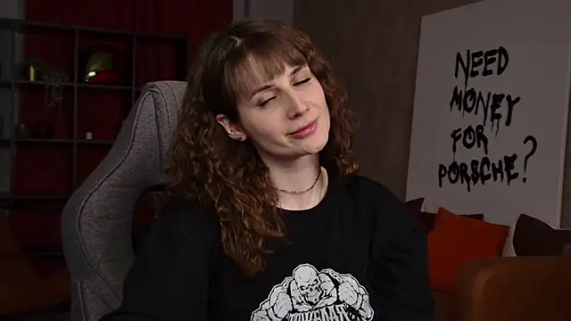 OliviaMcClean online show from May 1, 11:52 pm