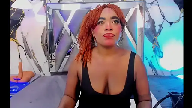 CandyMartinez  online show from July 8, 6:10 pm