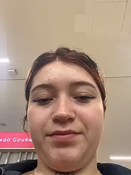 Karina Leon online show from May 4, 6:12 pm