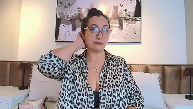 AlessandraLeroy online show from May 30, 12:36 pm