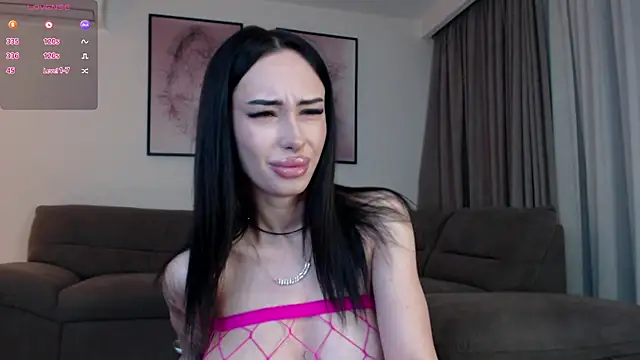 reinakylie online show from April 7, 12:56 am