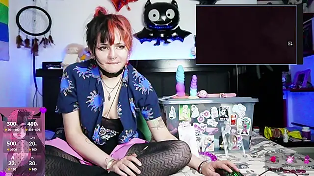 Devil And Princess online show from April 13, 3:30 am