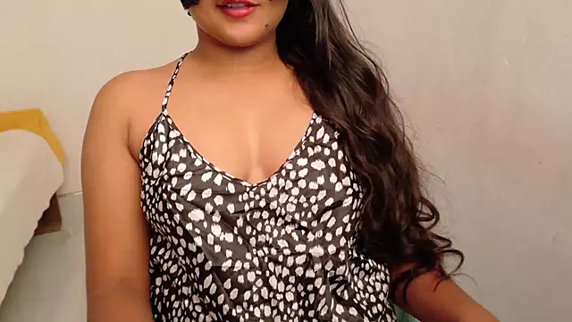 Cludi-New online show from June 19, 2:42 pm