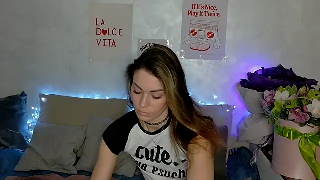 SweetDarling7 online show from March 9, 4:32 pm