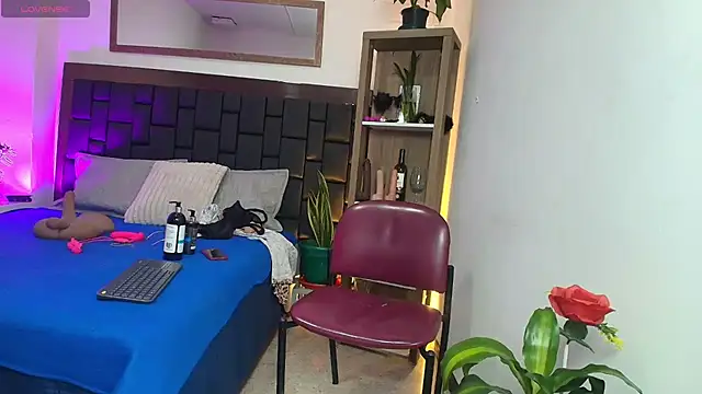 EllenaBoobs  online show from March 12, 3:53 am