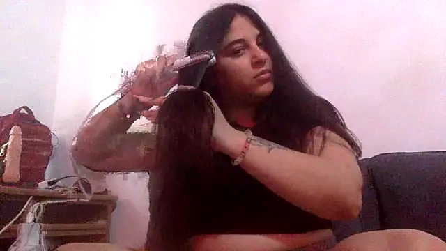 Veramaia online show from May 19, 10:55 am