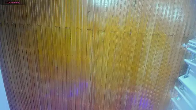 alice kingsley  online show from April 2, 8:39 pm