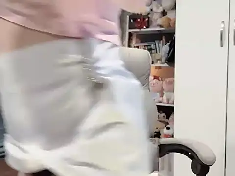 Nabiii6868 online show from April 17, 5:20 am