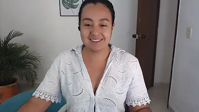 Themagicpotion online show from June 9, 7:13 pm