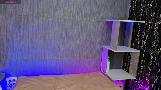 Thalia anderson online show from May 28, 5:22 pm