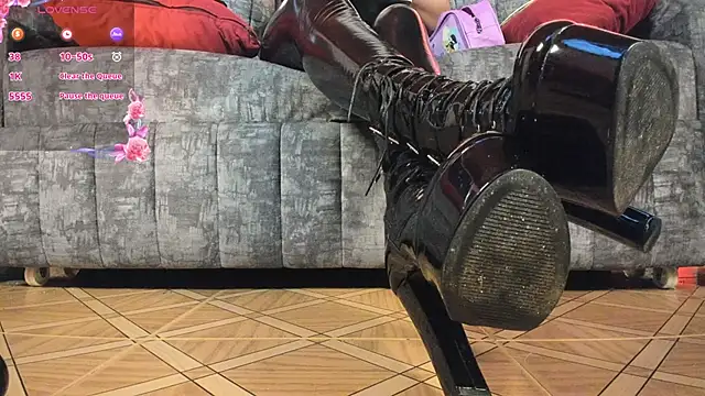  LuanaDabbraccio online show from February 20, 2:07 pm