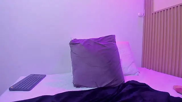 sharonscoth online show from July 16, 8:02 pm
