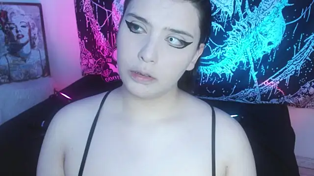 mikaskullcs online show from May 30, 10:38 pm