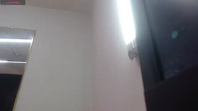 nei girl online show from April 10, 11:49 am