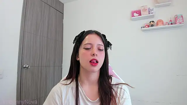 ImBunnyNova online show from July 15, 3:39 pm
