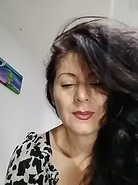 lunadicty online show from June 20, 4:38 am