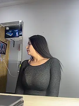 KimberlyBrown25 online show from April 16, 4:28 pm