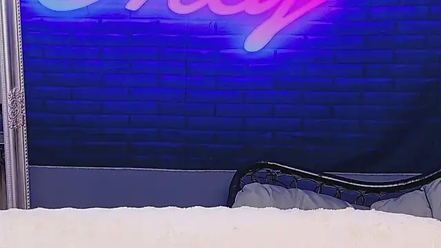 AlessiaCroft online show from July 10, 4:02 am