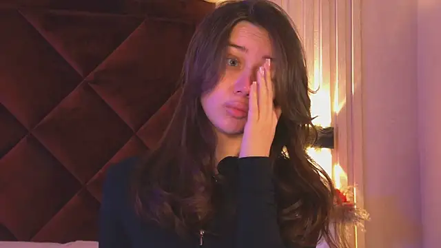 StacyHarland online show from April 10, 4:18 am