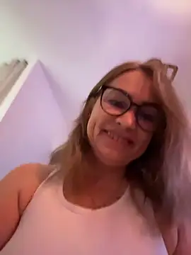 O-Eva online show from March 7, 5:31 pm