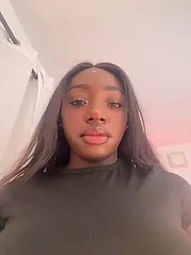 alissradiante1 online show from April 18, 2:25 am