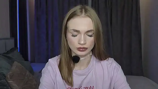 Pussyya777 online show from November 11, 1:19 pm