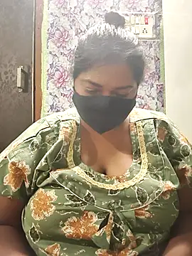 Liyaa 24 online show from March 30, 5:56 pm