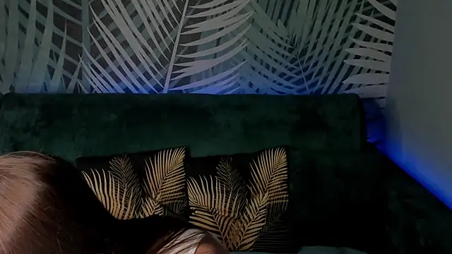 ChristyCrayme online show from June 24, 10:09 pm