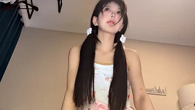 kiraa-0051 online show from February 1, 1:43 pm